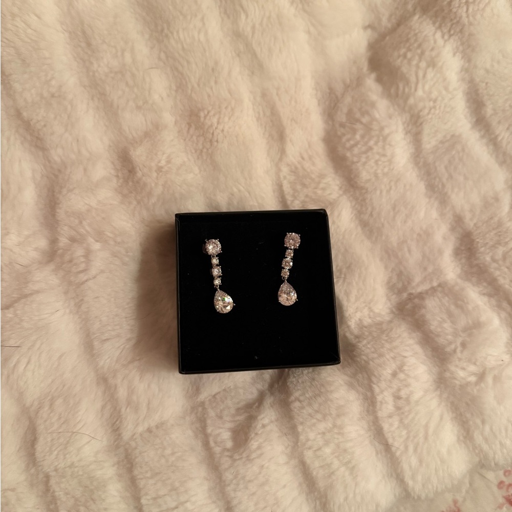 Elegant Silver Drop Earrings